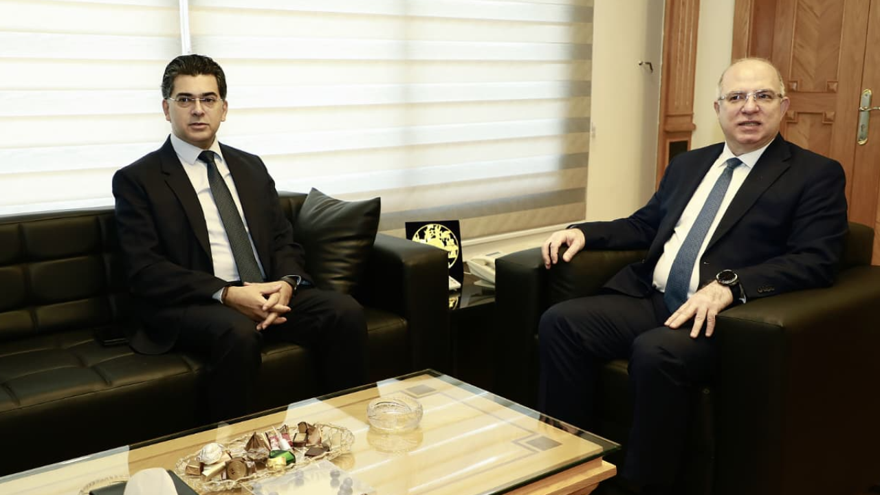 a08a4e9ceac69e8473ac2eaf815eb3e6