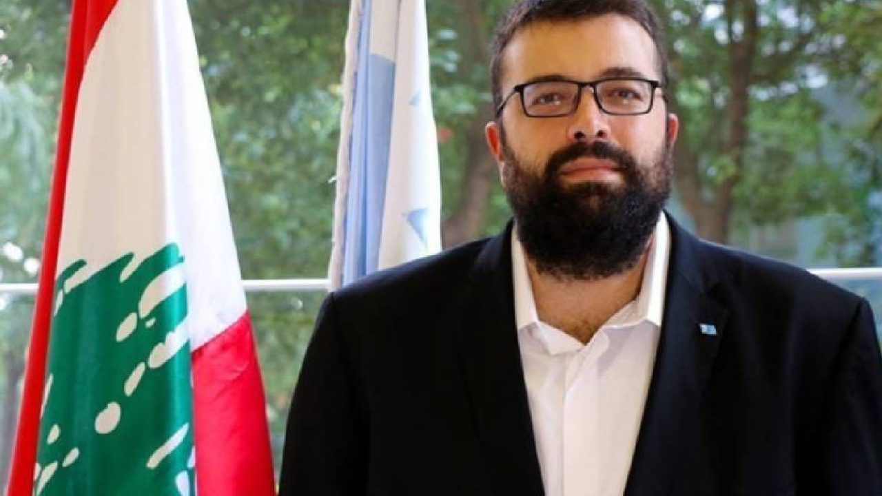 ahmad hariri leb flag