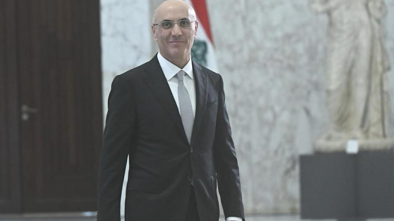 ahmad-r5em7ar7h8i2mspnihdsx2rhc60owpy3z29pm45j4w