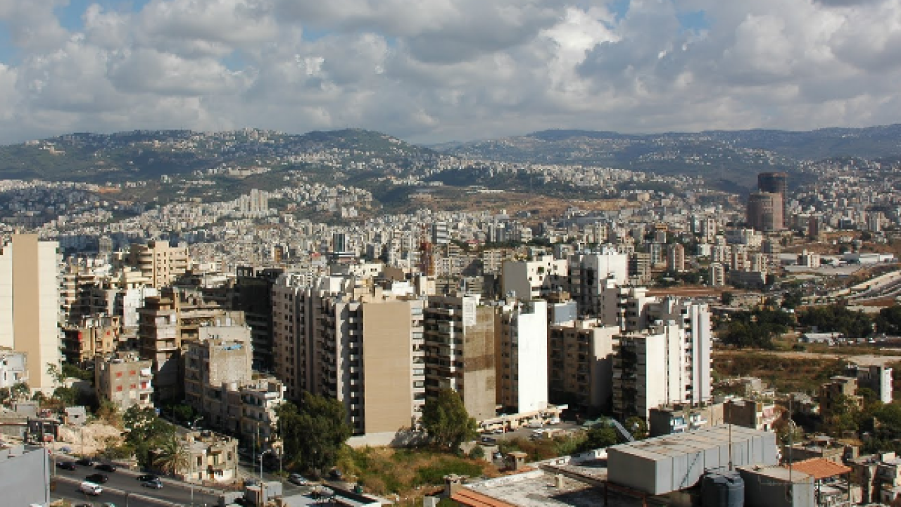 al-ashrafeiya_498005213_achrafieh-_16602 التنسق بين نائبة وسفيرة... فهل يتحالفان؟