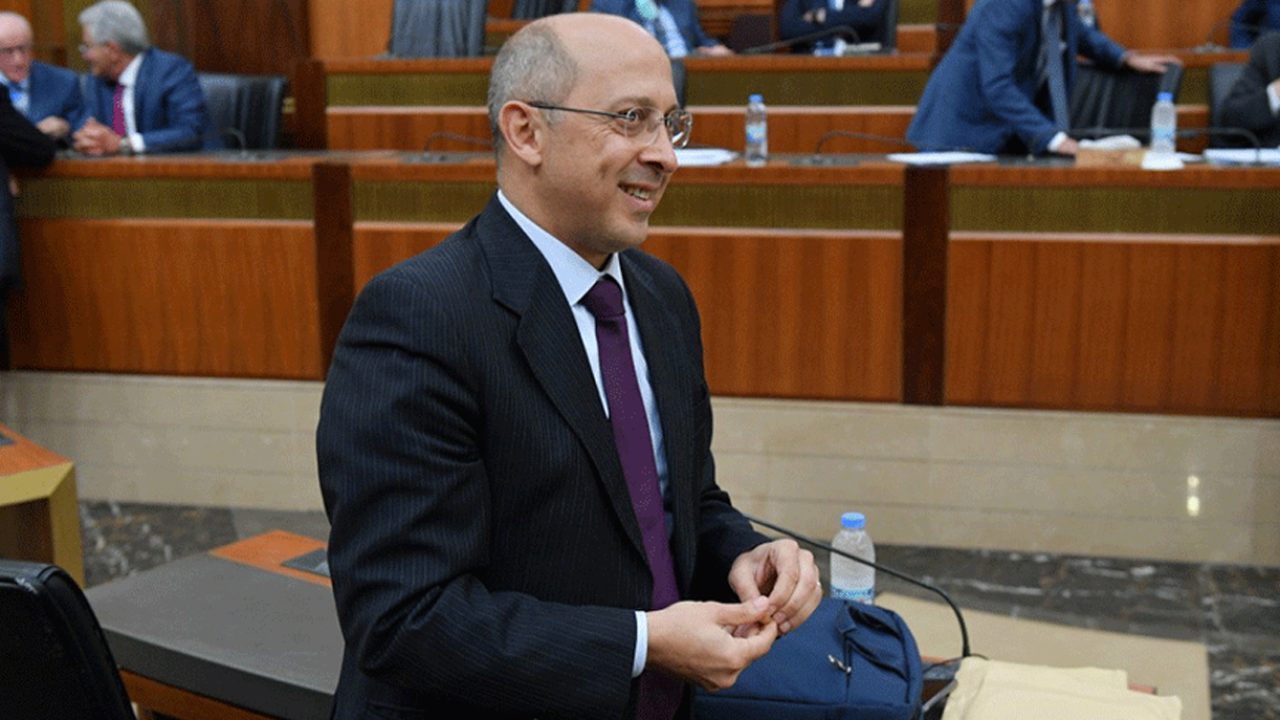 alain-r219nbhk5ihs5v87217bolqaxpvfnlywmu2fdwydcw