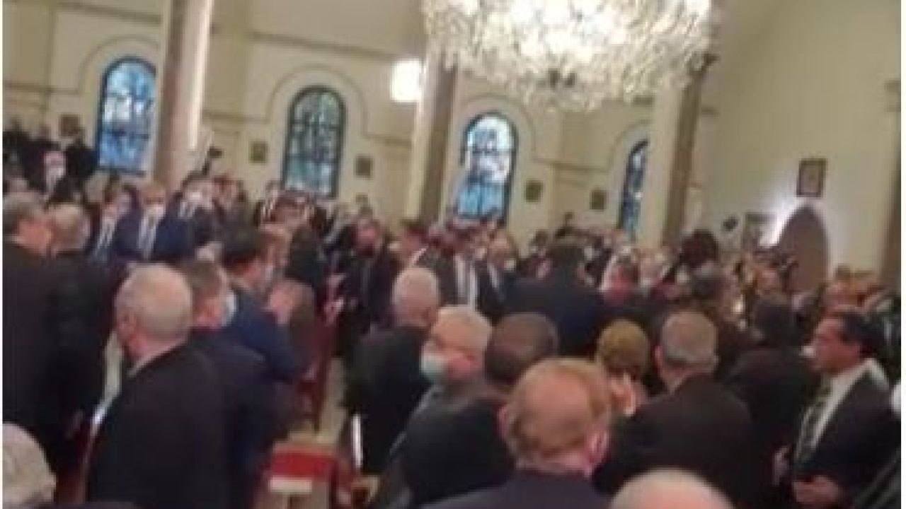 ب الفيديو - صراخ مناصري "التيار" في عيد ما مارون... بدل عن ضائع؟!!