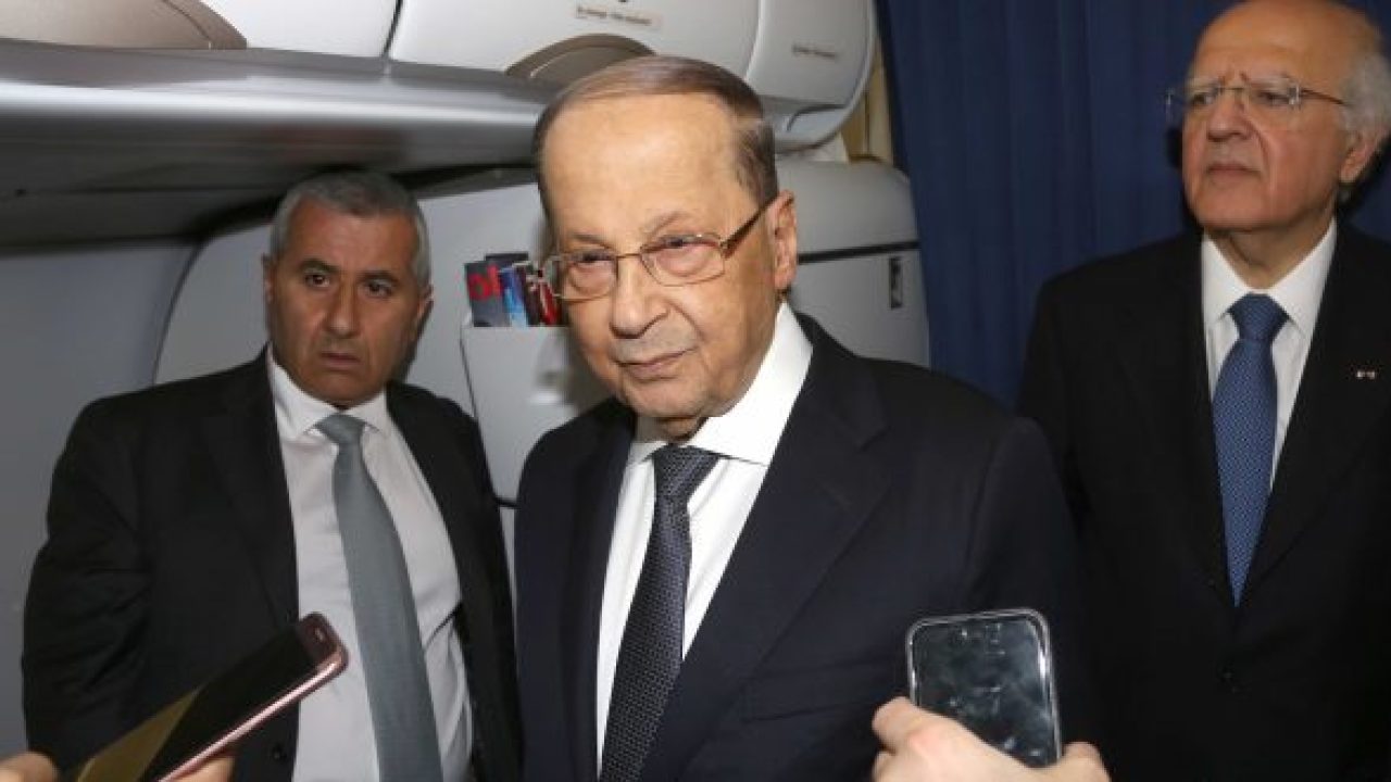 aoun-plane-620×330 عون يريد السفر والخزينة فارغة