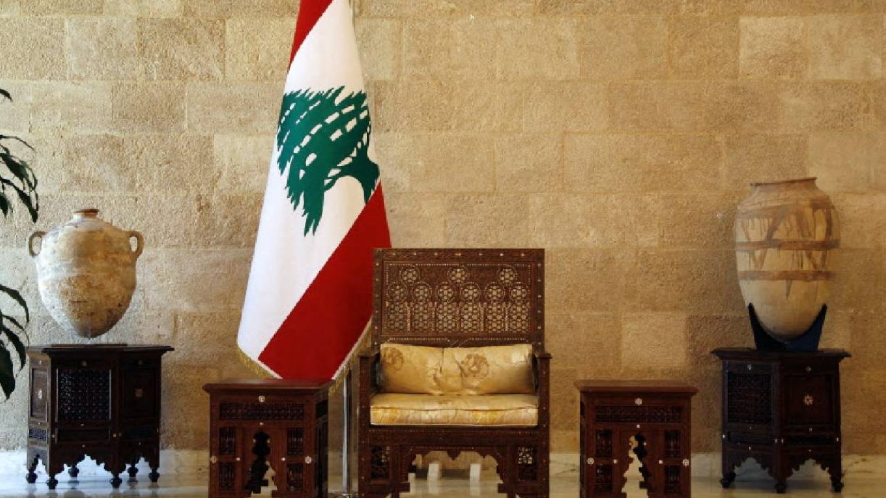 baabda chair with leb flag