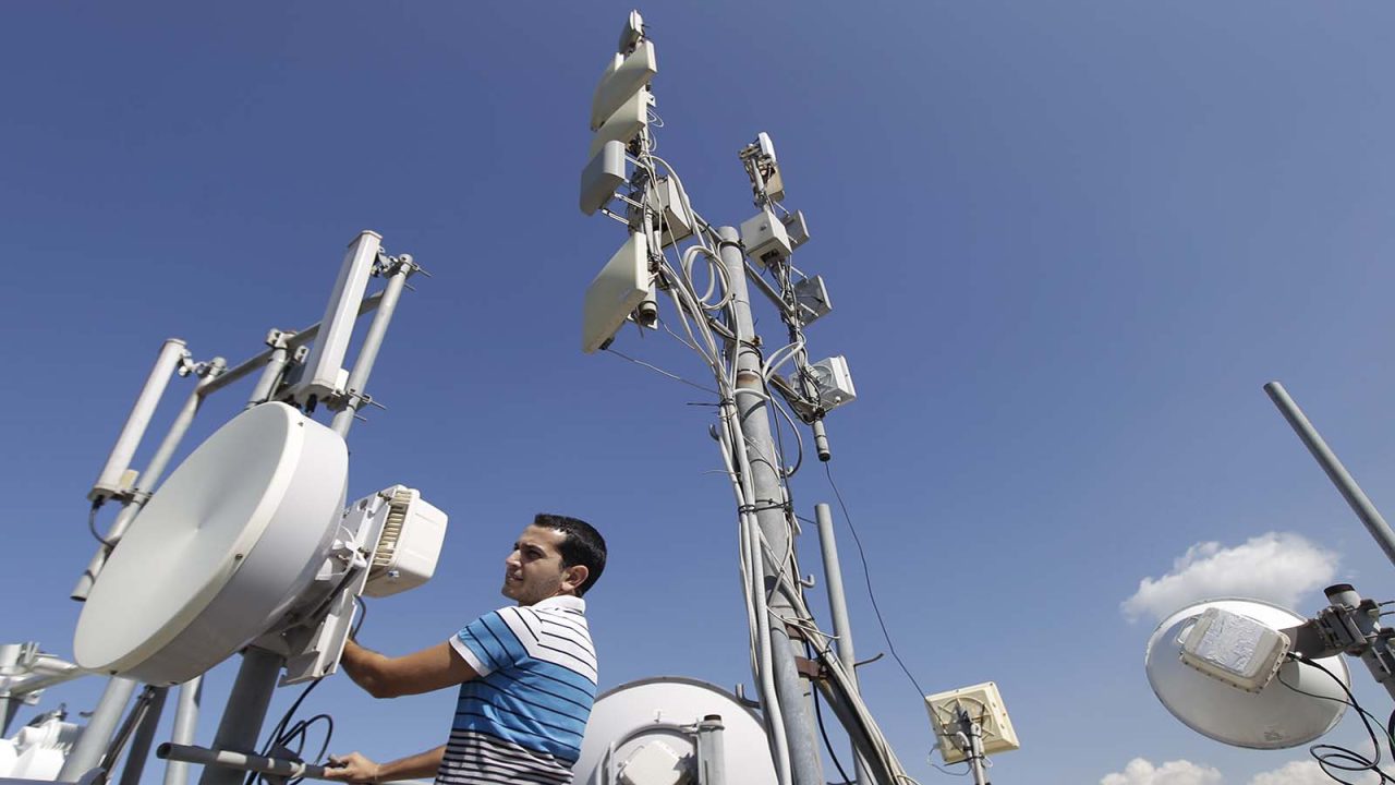 TO GO WITH AFP STORY BY RANA  EL MOUSSAOUI 
An engineer inspects wireless connectivity antennas covering the whole country at Terranet heaquarters, an Internet Service Provider (ISP), in Beirut on October 13, 2011. Boudy Nasrala runs a successful brand design company in Lebanon, but when it comes to communicating with clients around the globe using the Internet, he knows to arm himself with patience -- lots of it.  AFP PHOTO/JOSEPH EID (Photo credit should read JOSEPH EID/AFP/Getty Images)