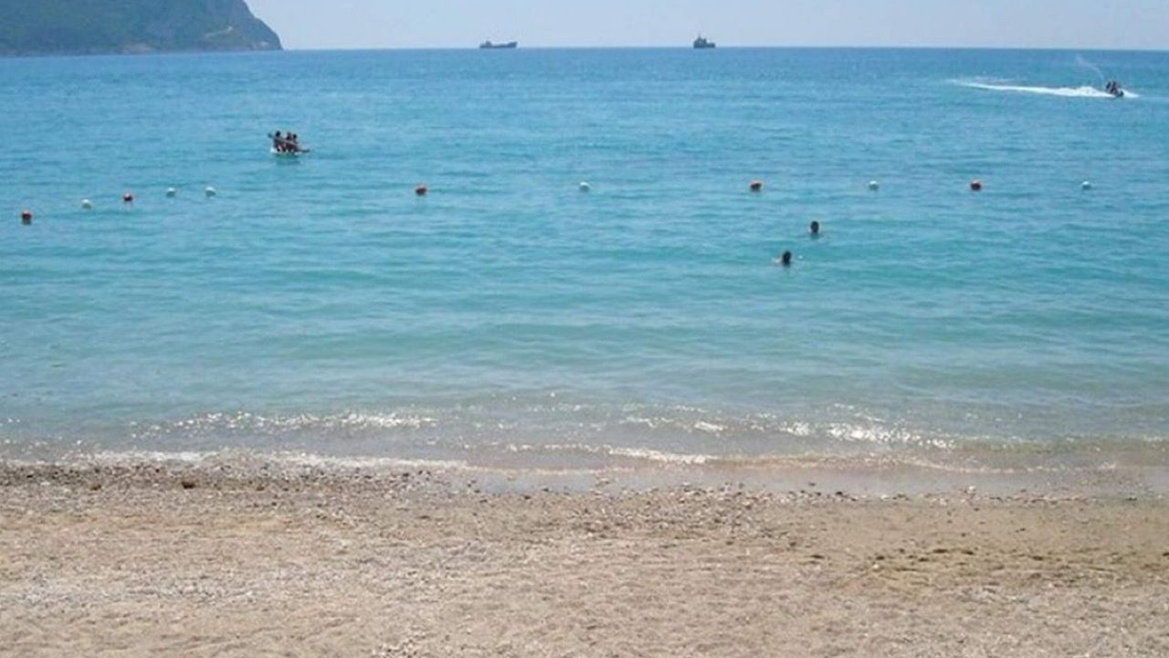 beach beach