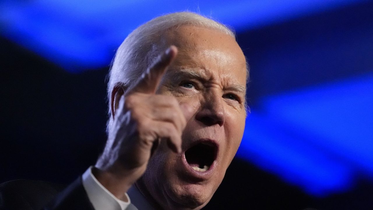 biden pointing finger and angry