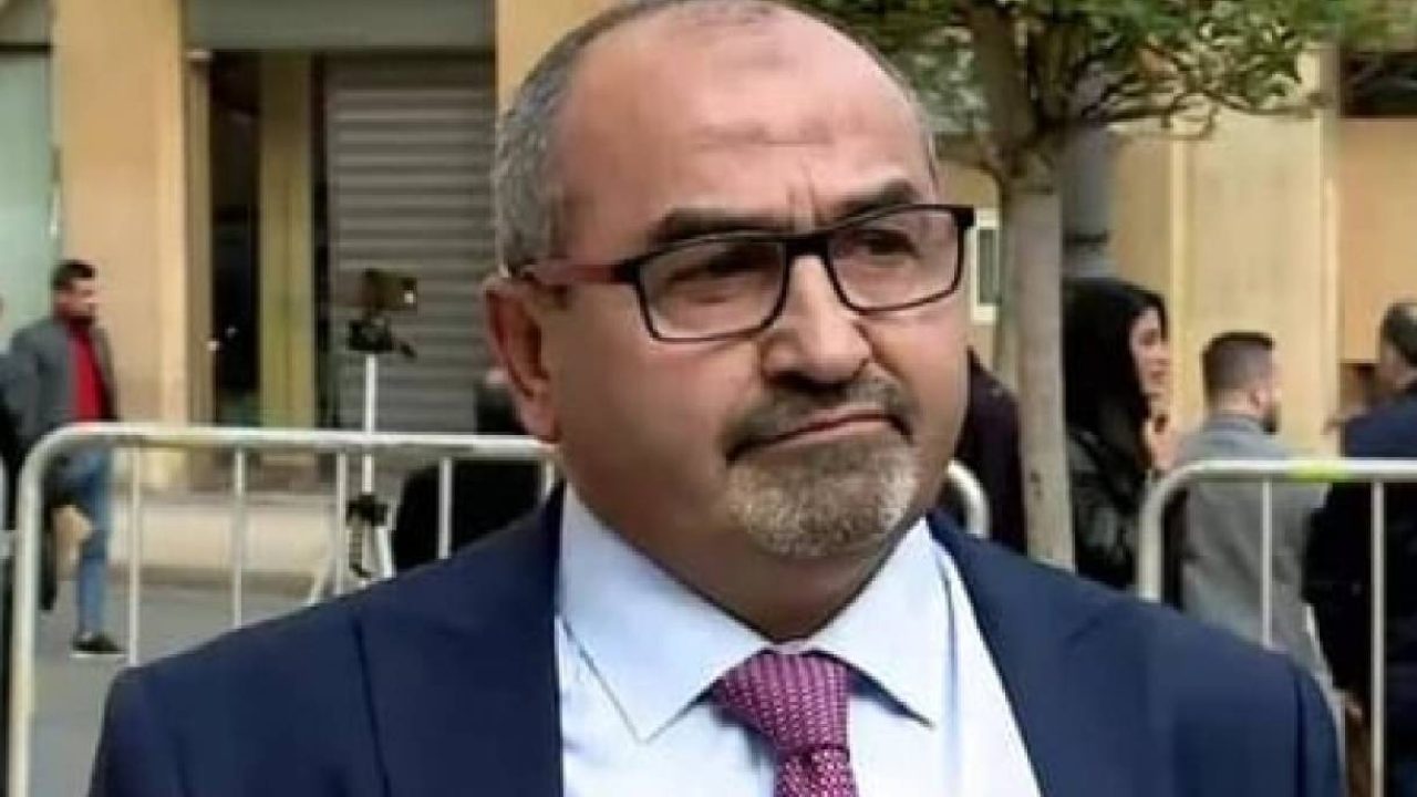 bilal hechayme outside parliament