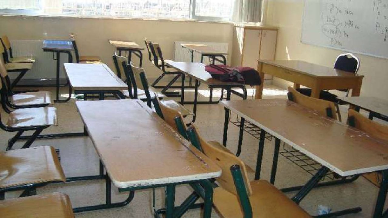 class room empty lebanon