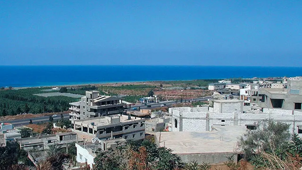 damour