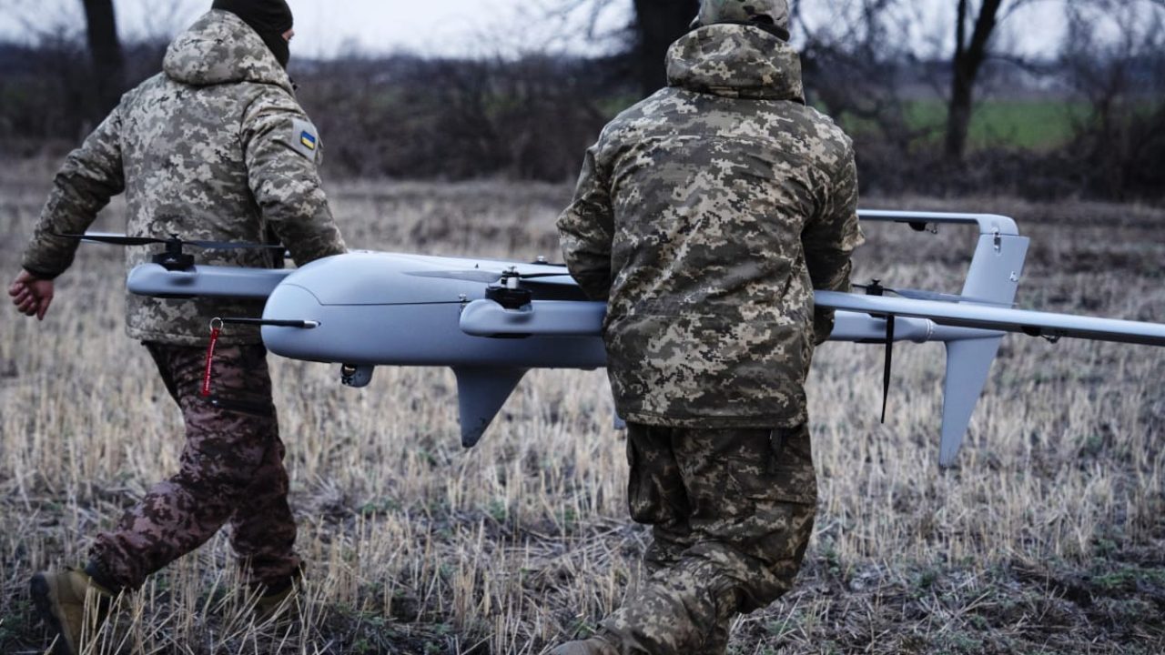 drones-r0gtepl9od4x4r3cmghkwxf24f75xsfcbg0jrqx1k0