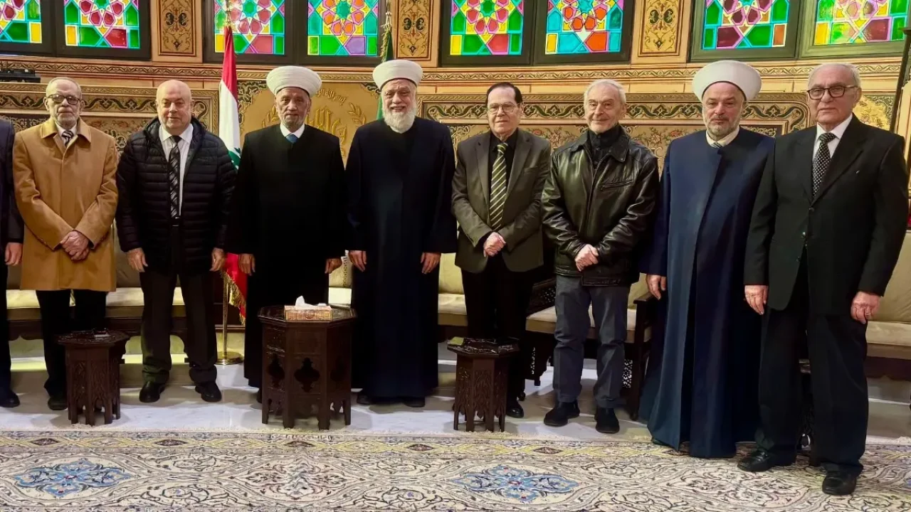 e997b678-3b35-48d3-bd10-e54c1204be9f