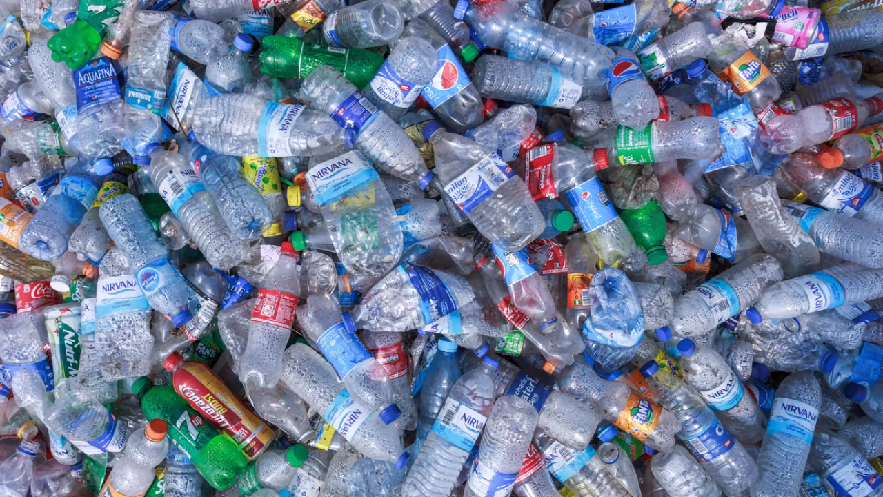 eremnews_2024-04_9794409f-3921-402b-9409-db86a912a242_AFP__20240124__34GL9T3__v1__HighRes__NigeriaEnvironmentPlastic