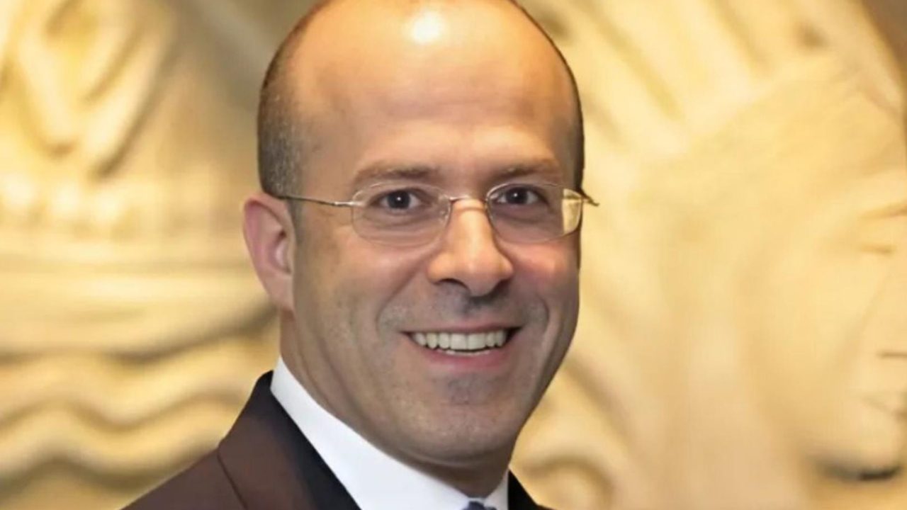 fadi]