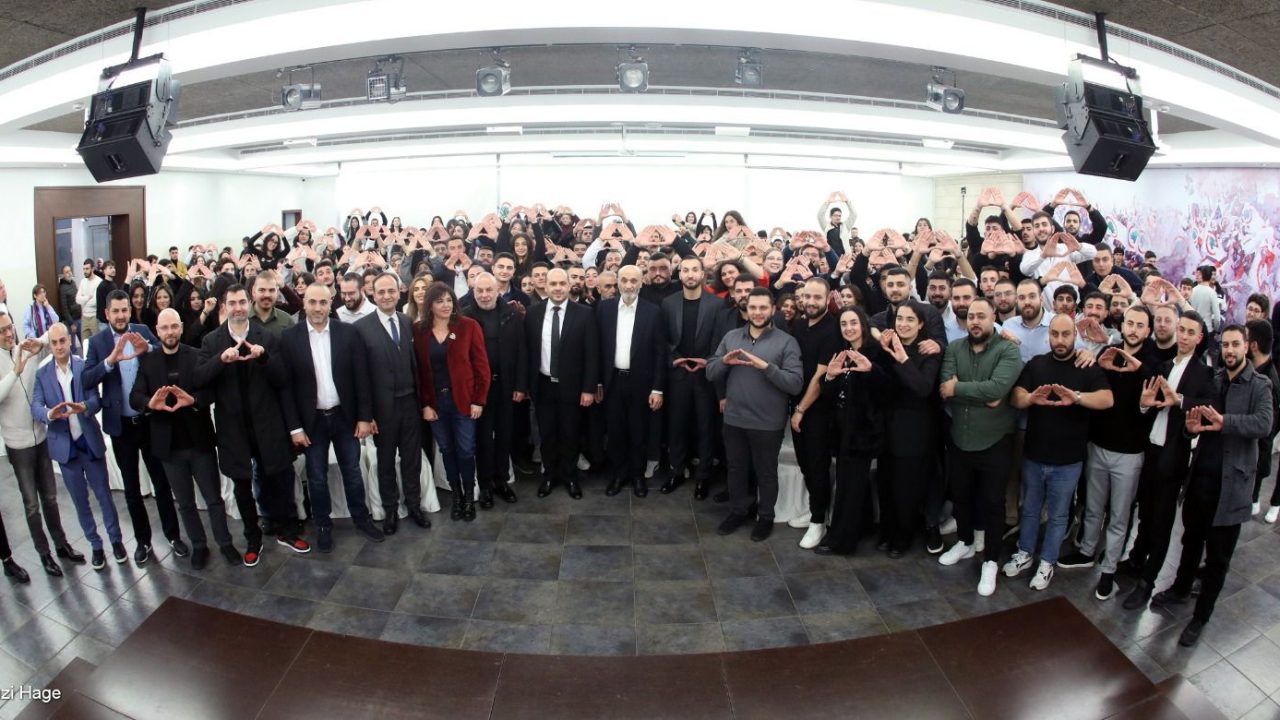 fb7741fd-e5b1-4f43-97e5-9b47f72d1fb9