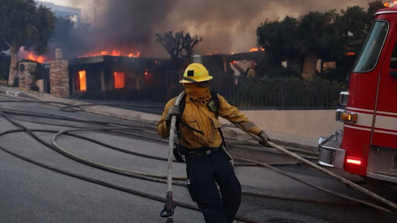 fire-2-qzp13qyv1ouexb0vcis3k632z8n8wvejxqdu3sq9sw