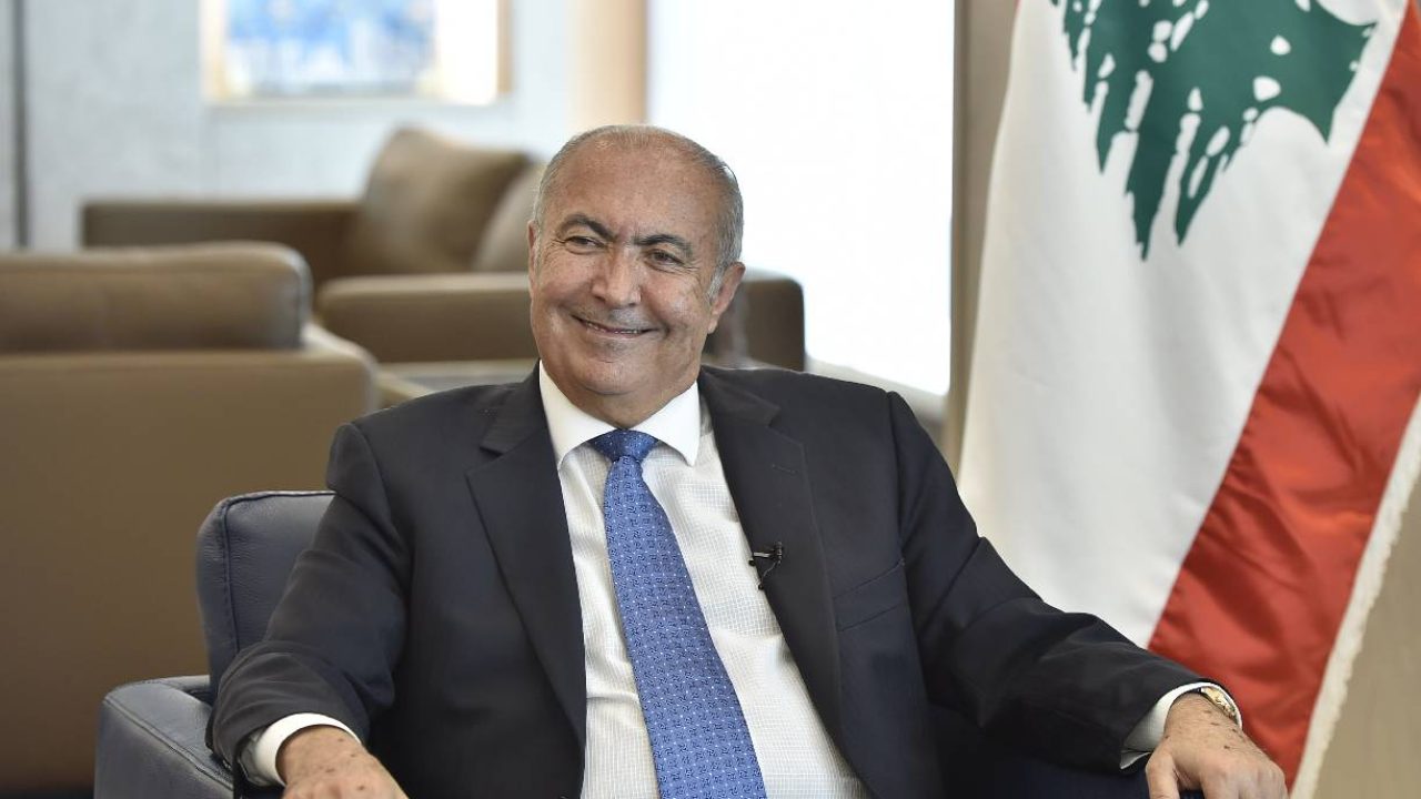 fouad makhzoumi with leb flag