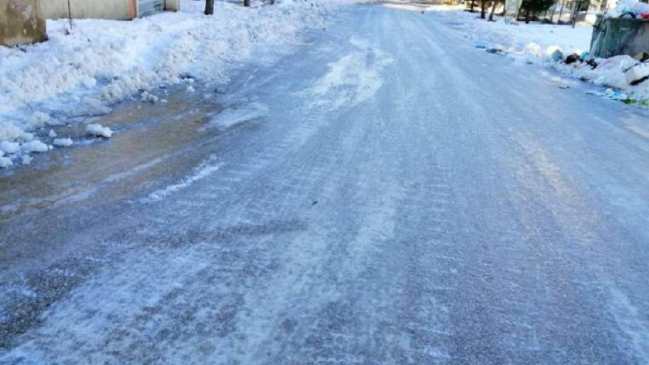 freezing road