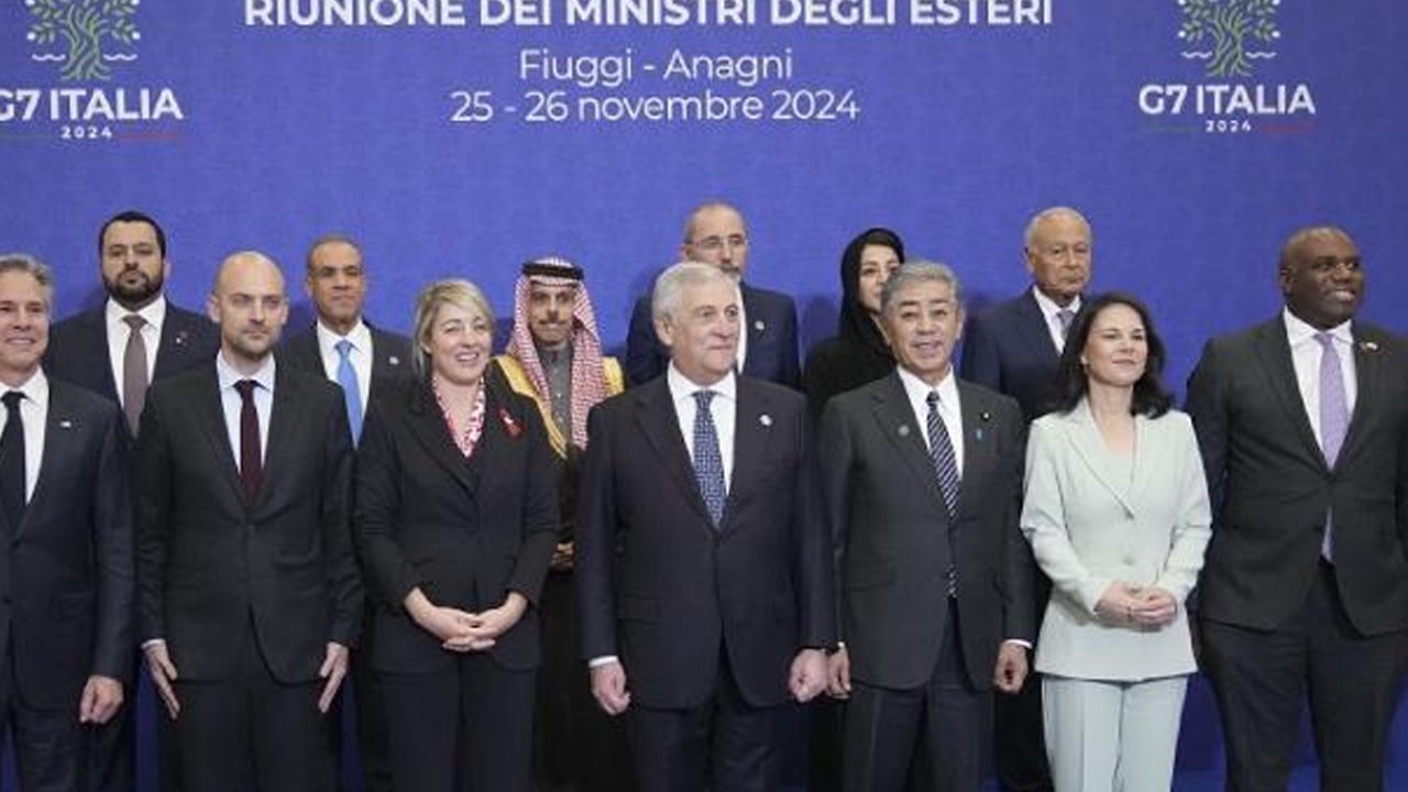 g7