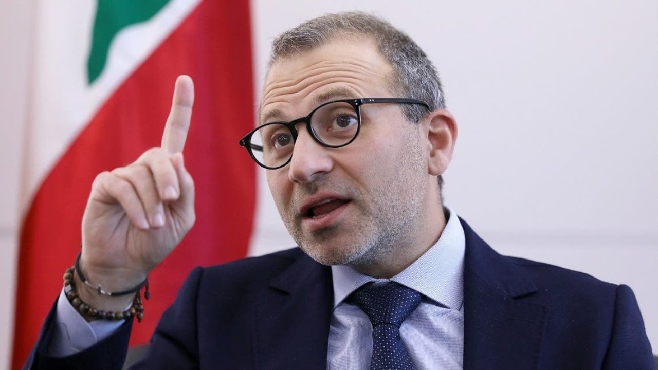 gebran باسيل يراهن... لذا إنسوا التشكيلة!