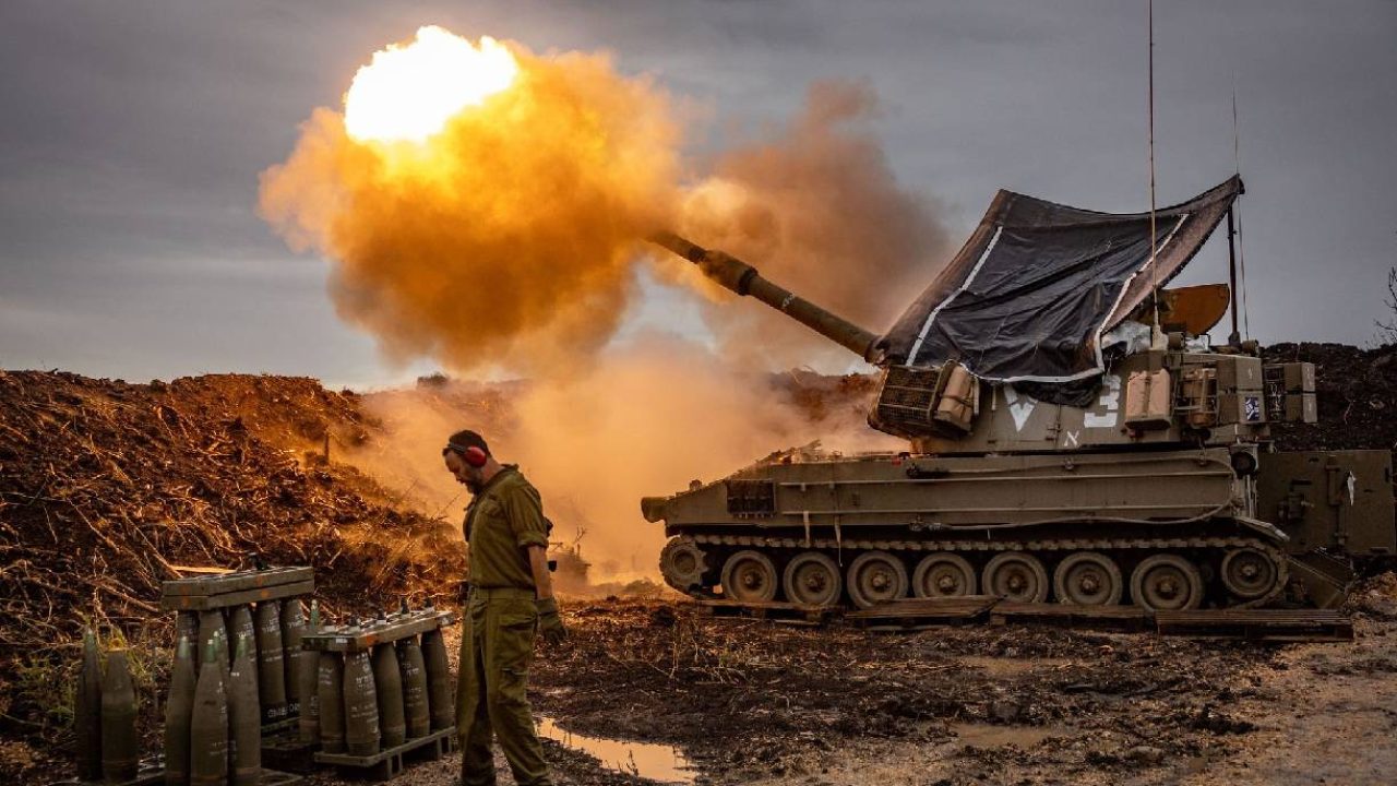 israeli artillery firing