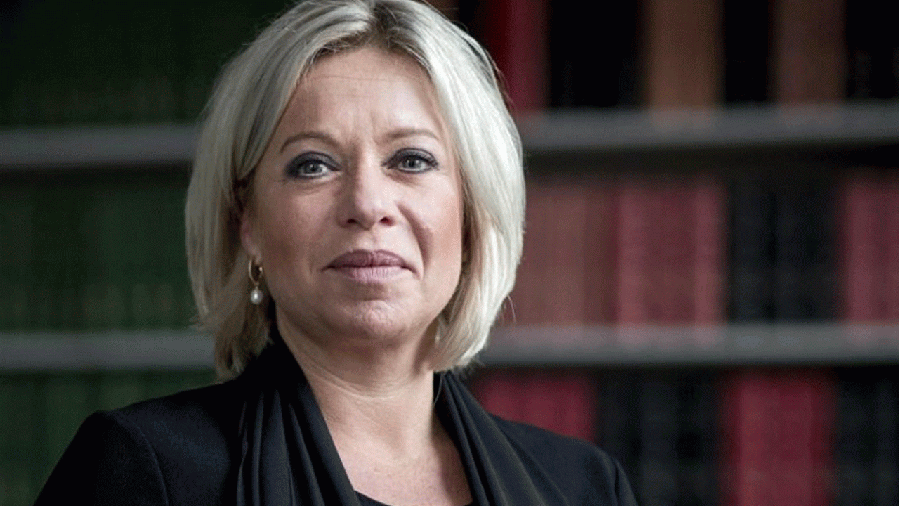 janine-Plasschaert