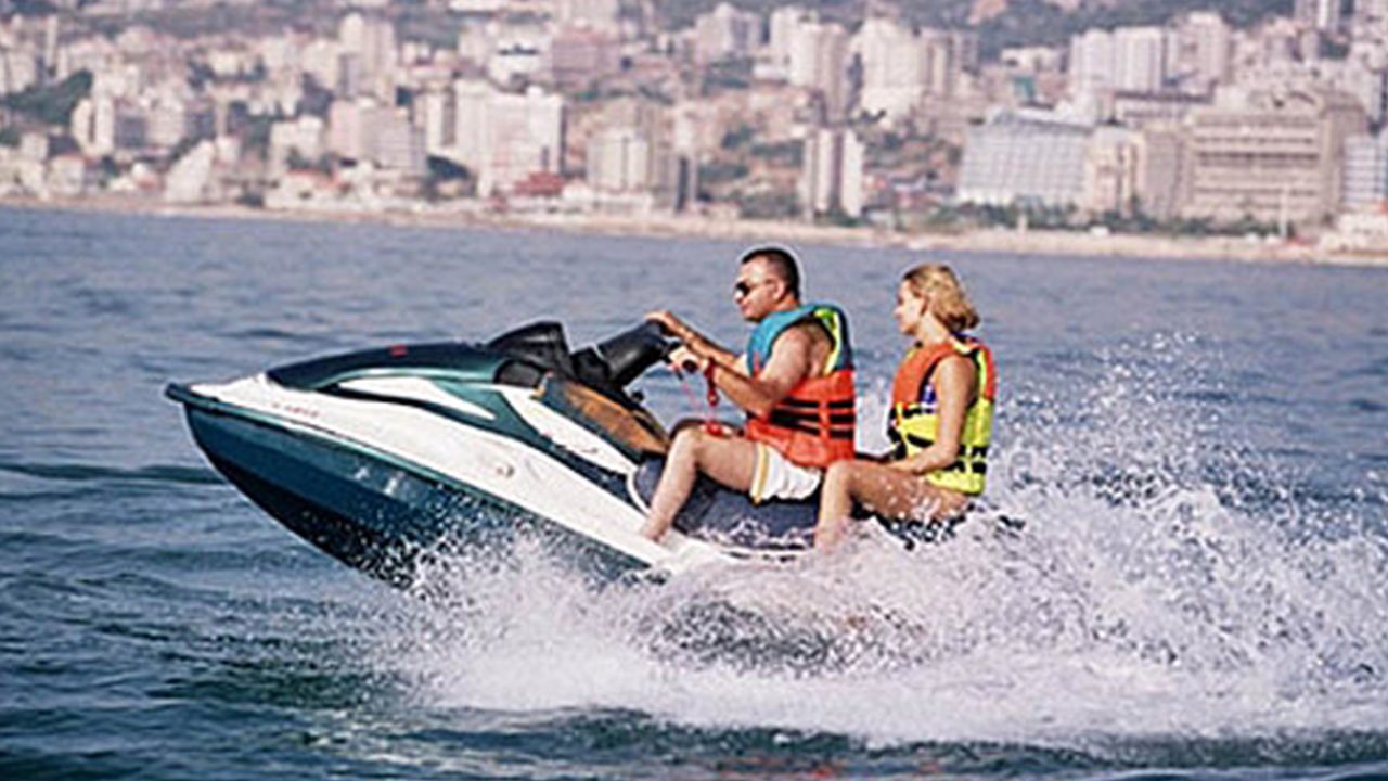 jet-ski
