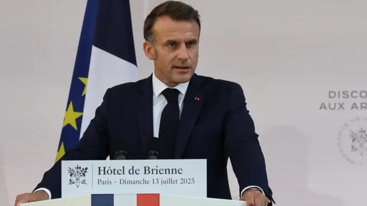 macron 1
