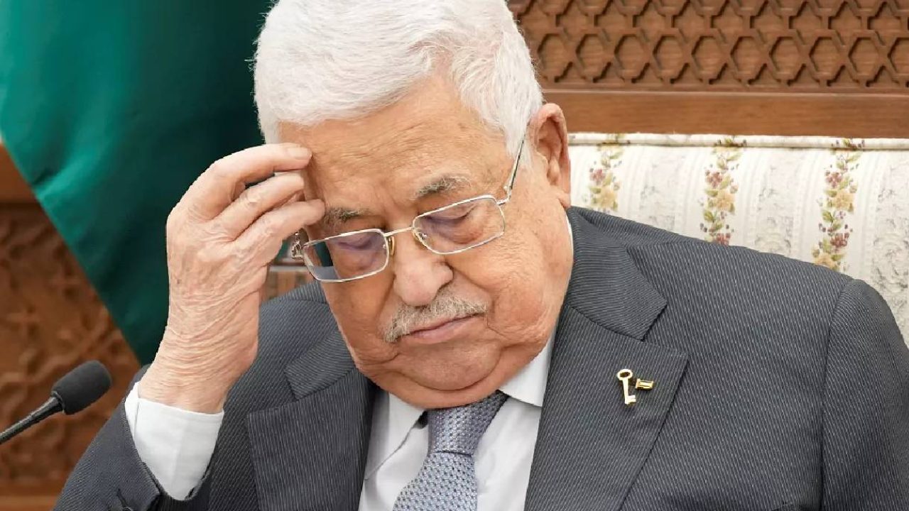 mahmoud abbas thinking