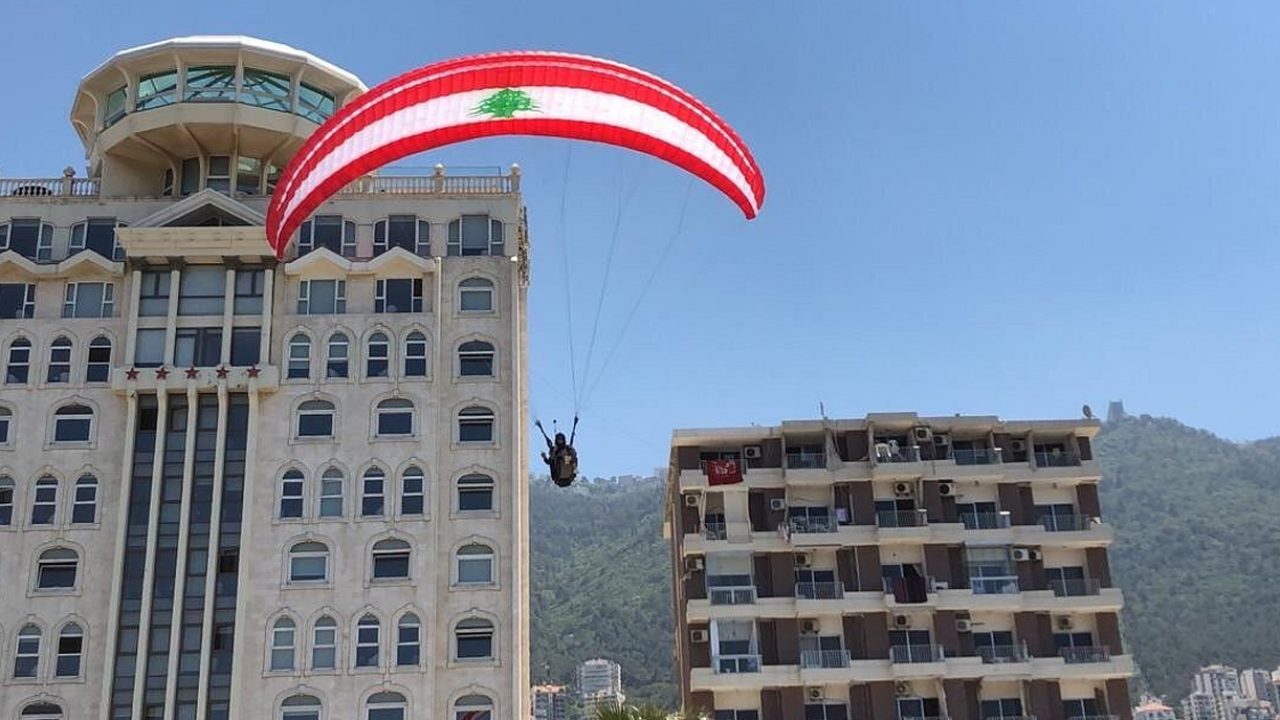 paragliding