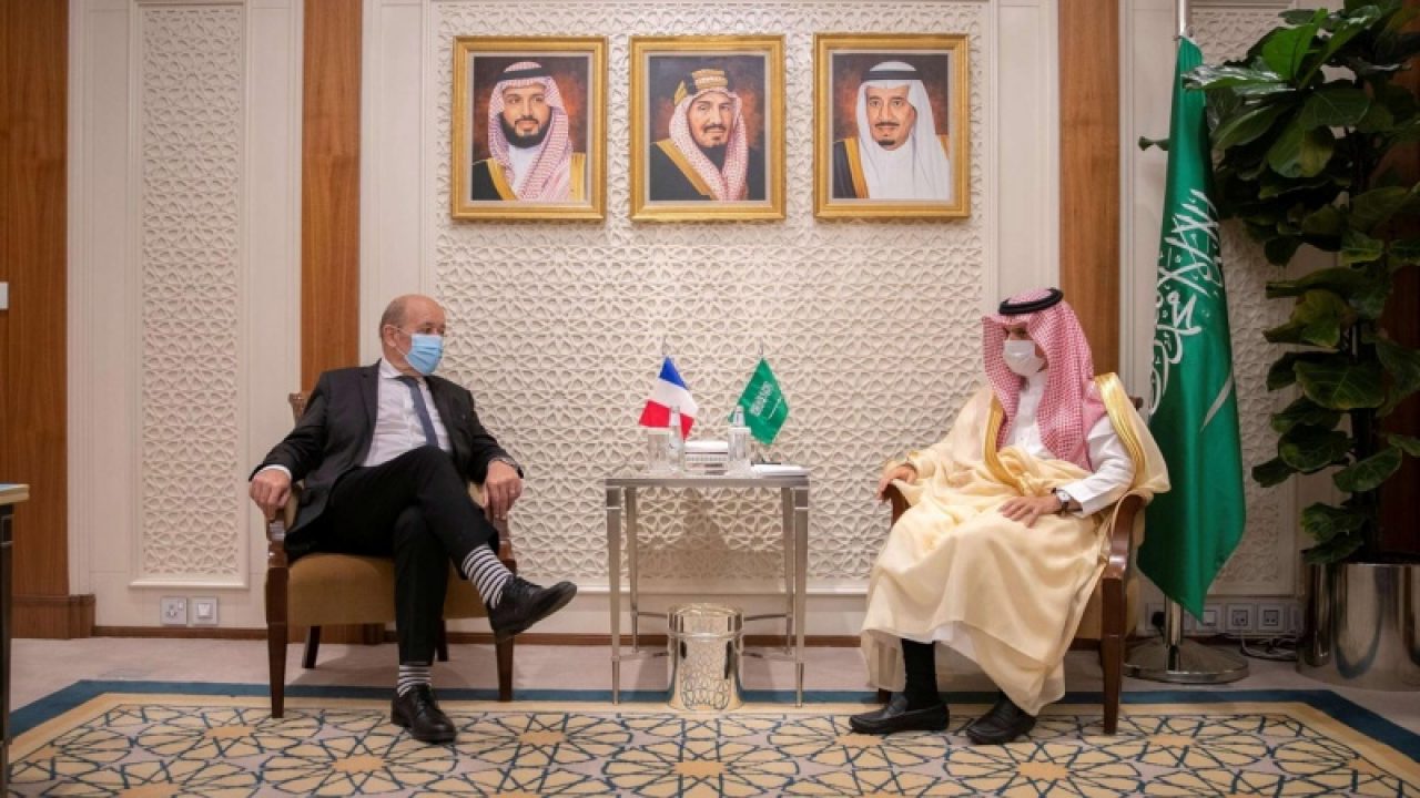 saud_1 لقاءات لودريان في الرياض... لم تُبدّل المشهد السعودي