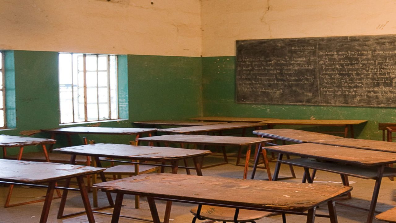 school-qn49jhkpchfep7whasof04svbtkunsk99alfyjlov4