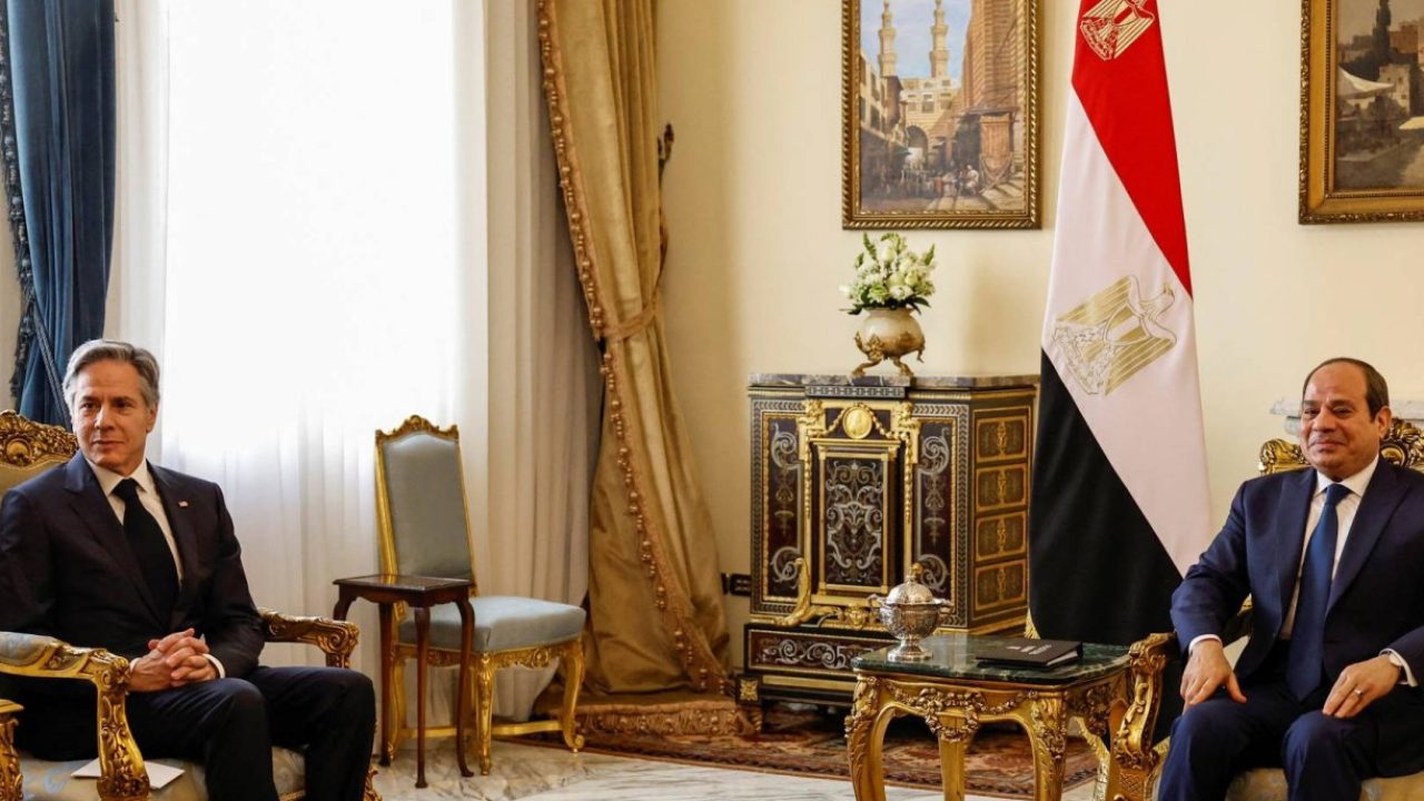 sisi-blinkin sisi-blinkin