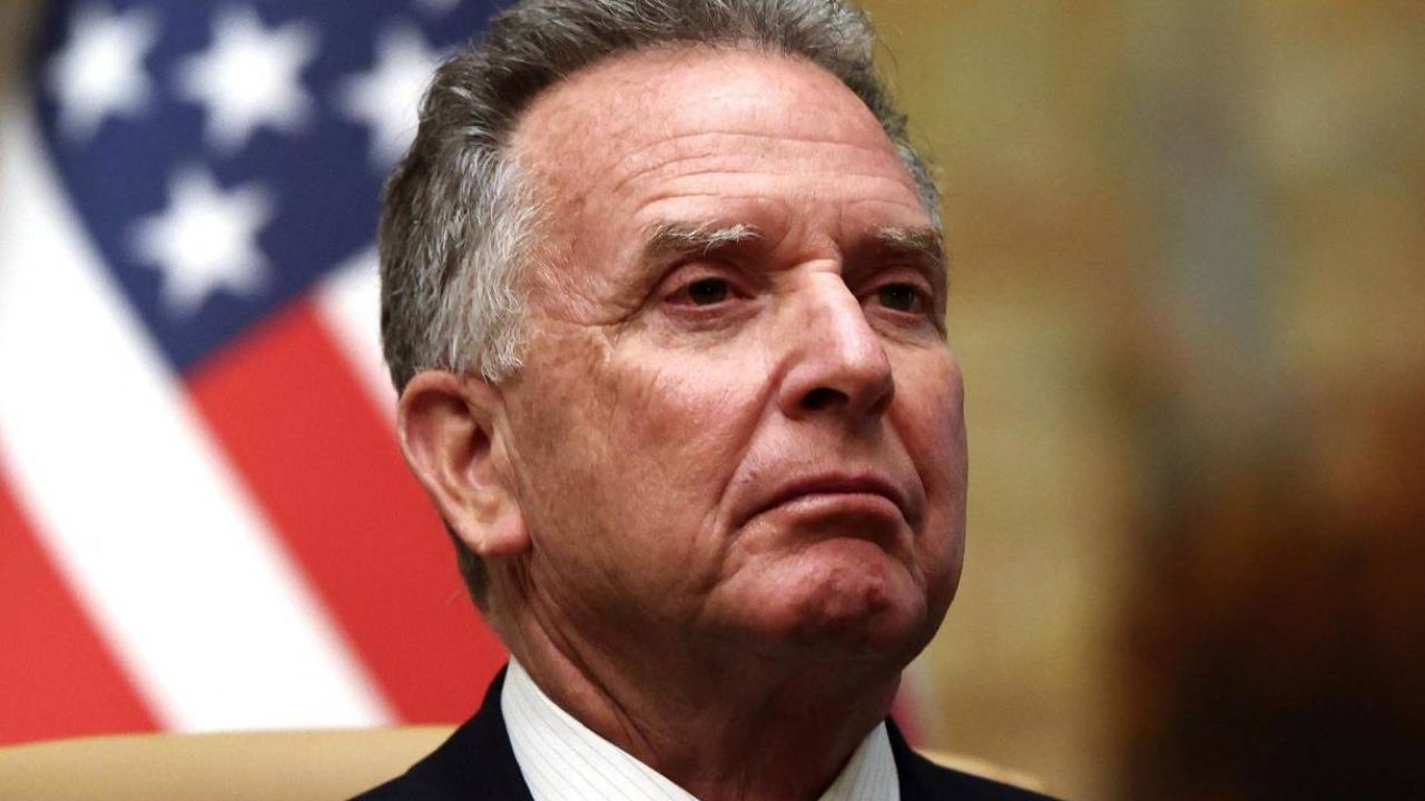 steve-witkoff-us-flag-r22m8cob4isdksnqxk92sqonnr41g8ic3qt60dn9cw