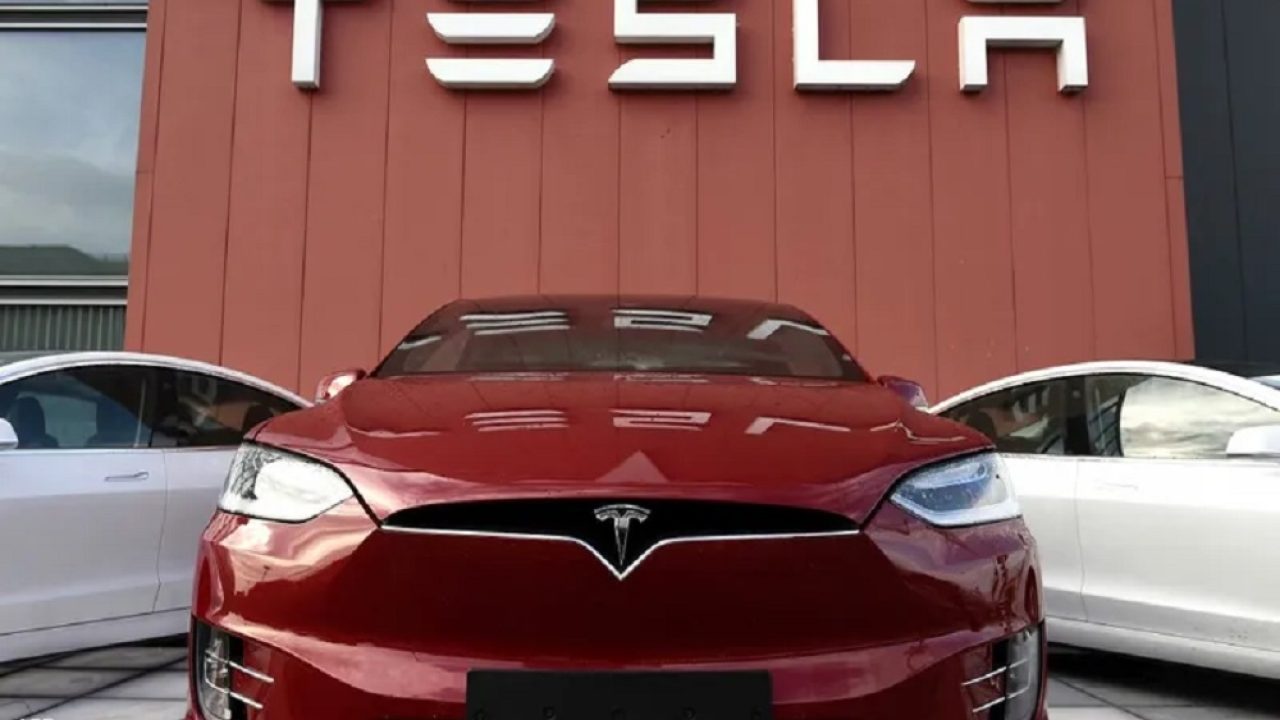 tesla21