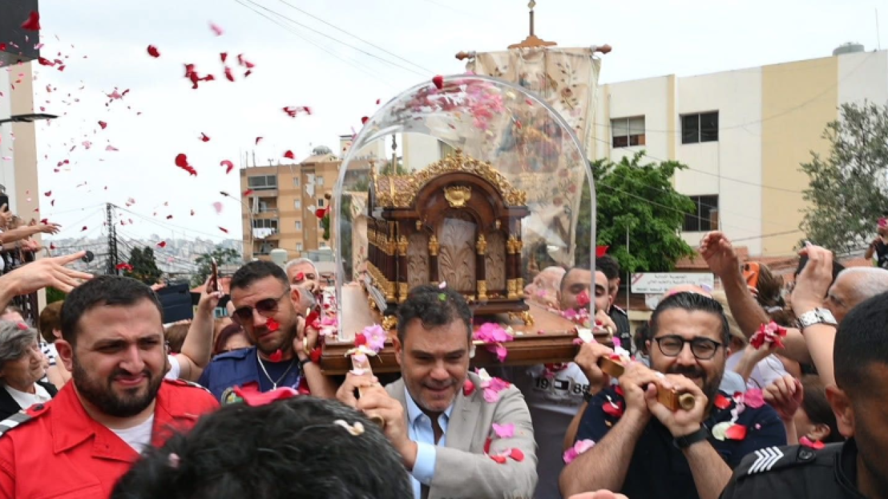 thkhayr-alkdys-tryz-altfl-ysoaa-har-skhr
