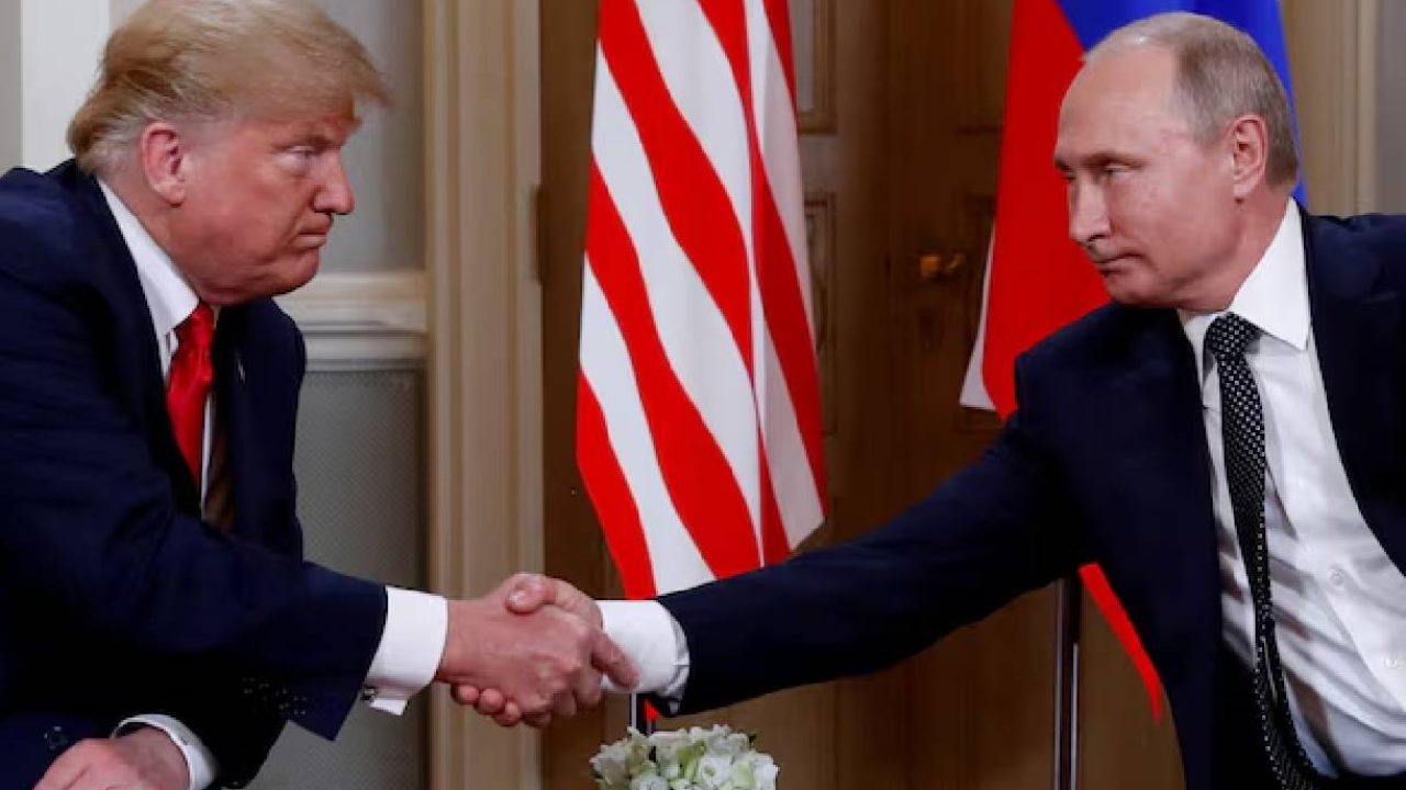 trump - putin shaking hands