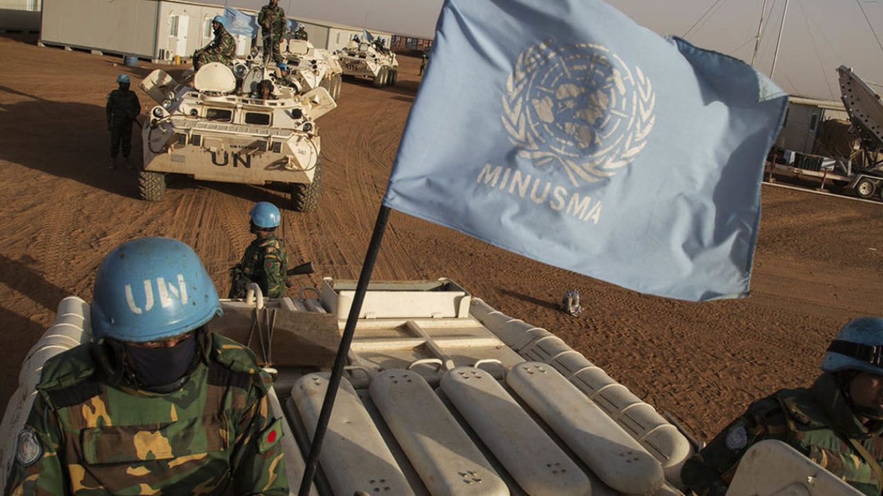 un