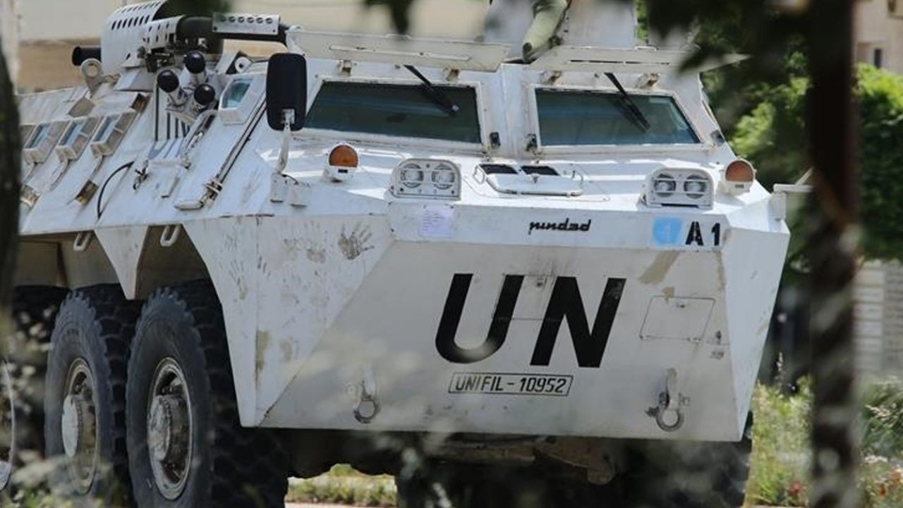 un
