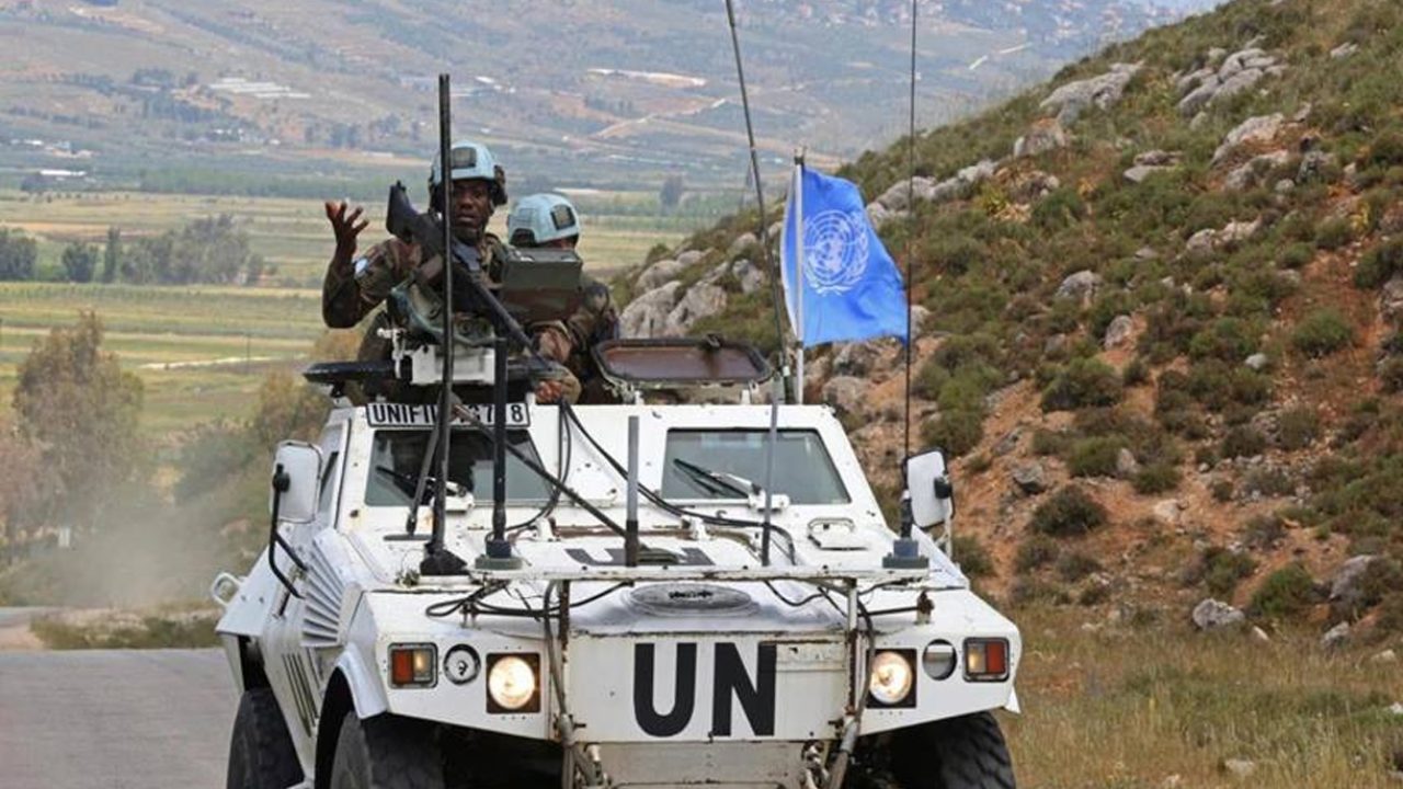 un