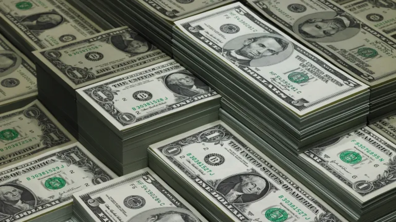 us-dollar-3-07-26-1783071370