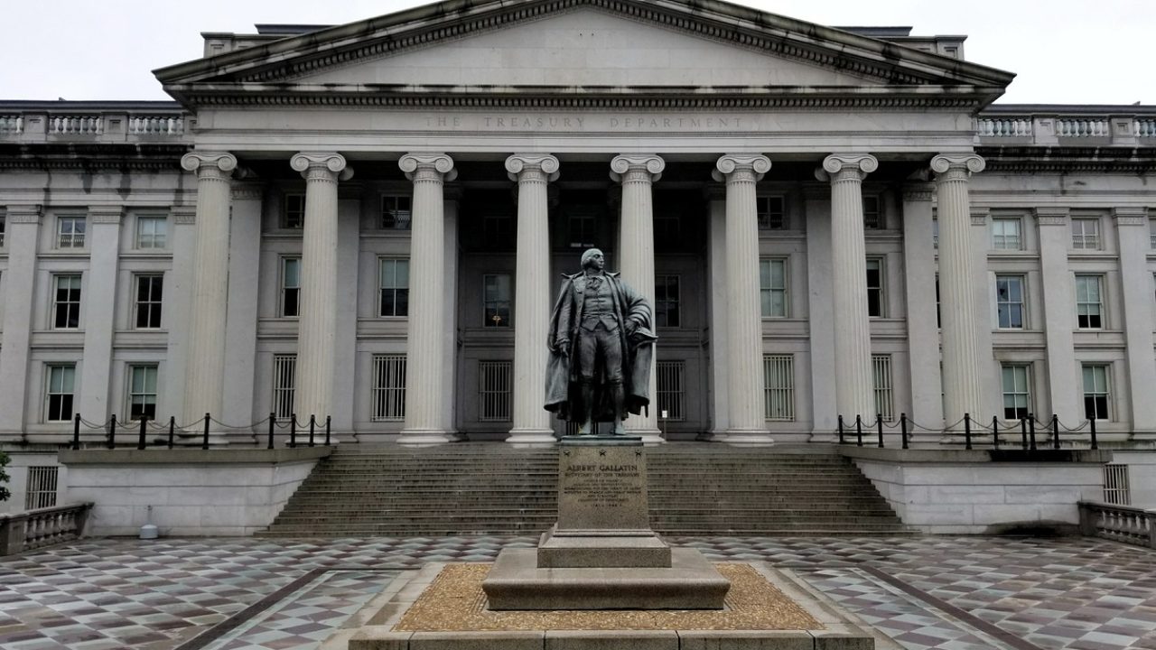 us treasury building with statue