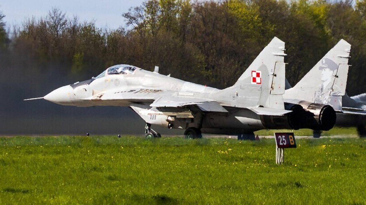 war-plane