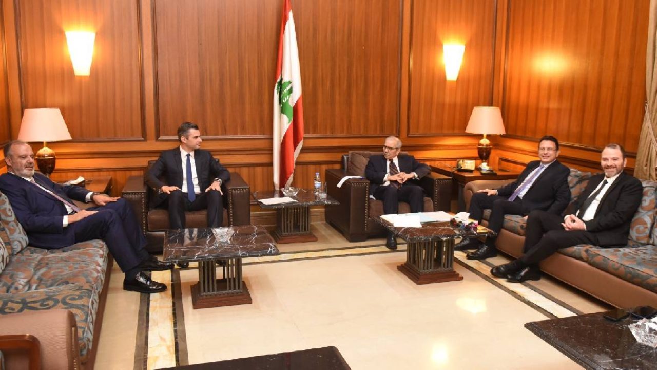 watani mostakel with salam