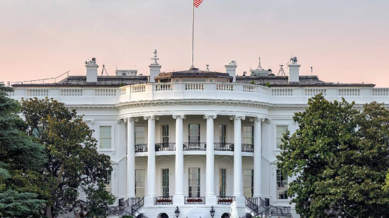 white house 4