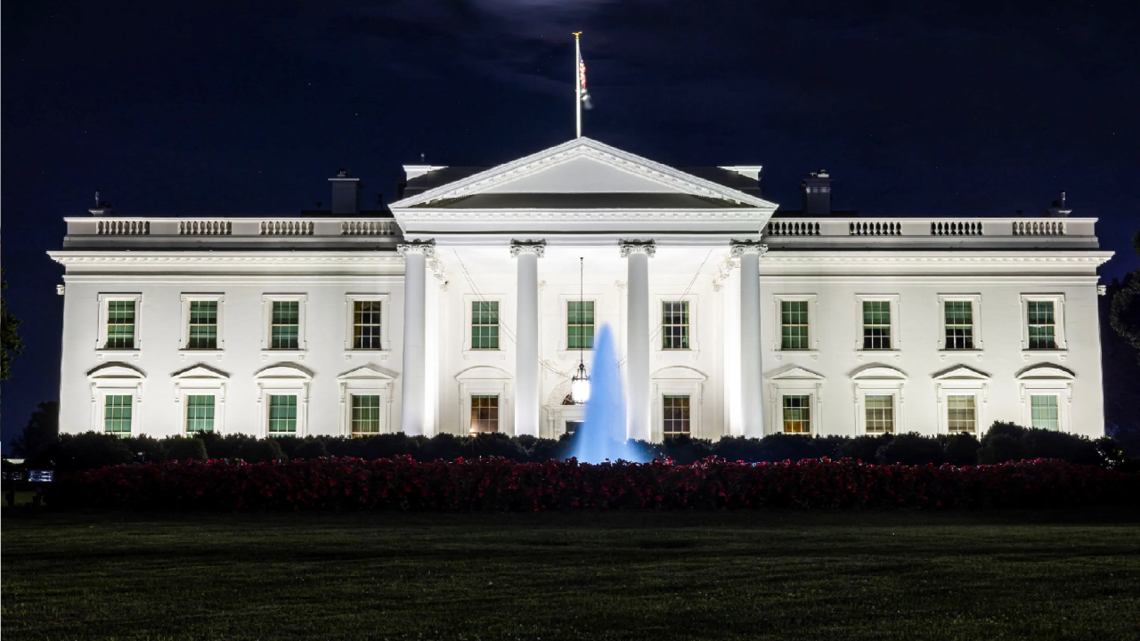 white-r0hr3f173h8o1hkh9nnotwm4qpx6rosd1sajlgtpuo