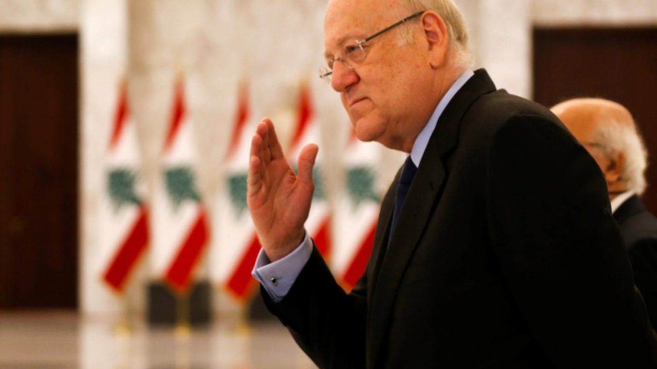 Leading businessman Najib Mikati gestures at the presidential palace in Baabda كيل ميقاتي طفح من اللقاء الرابع... والإعتذار الثالث على الطريق!
