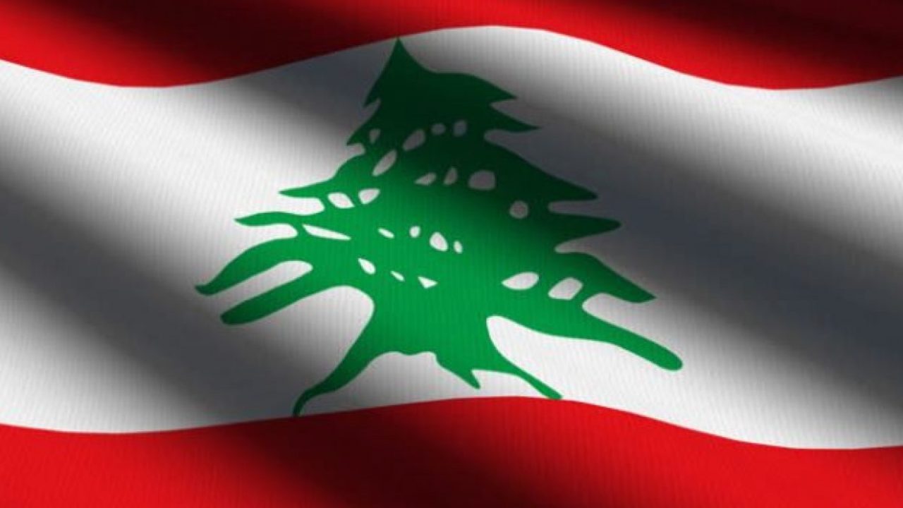 صور-علم-لبنان-1-1200x900