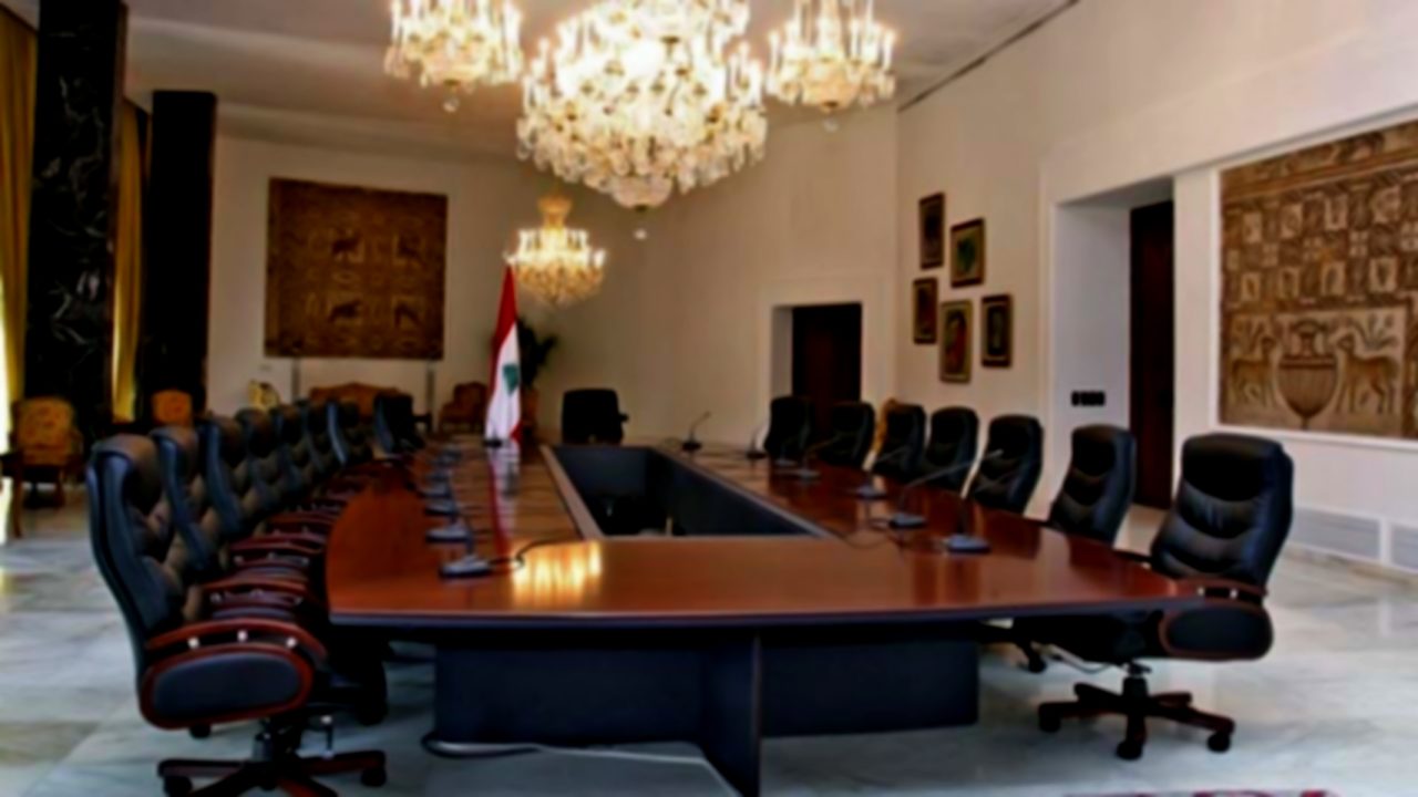طاولة-حوار (1)
