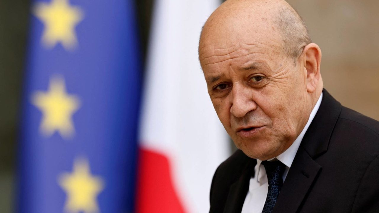 FILE PHOTO: French European and Foreign Affairs Minister Jean-Yves Le Drian arrives to attend the last weekly cabinet meeting at the Elysee Palace in Paris, France, April 28, 2022. REUTERS/Gonzalo Fuentes/File Photo